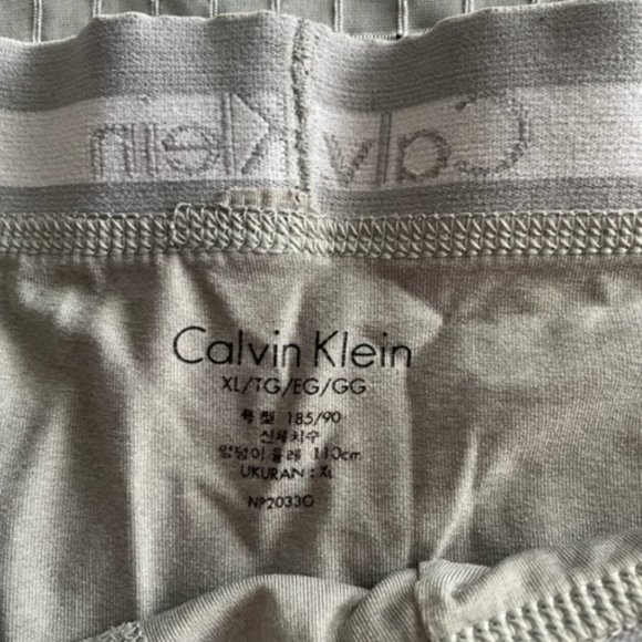 Calvin Klein boxer briefs size XL - Picture 2 of 2